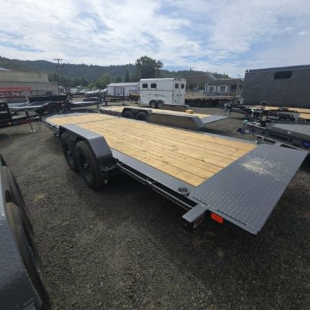 New SALE! 2026 Diamond C Trailers HDT207 82X22 Equipment Trailer 15500 GVWR CARBON METALLIC GRAY