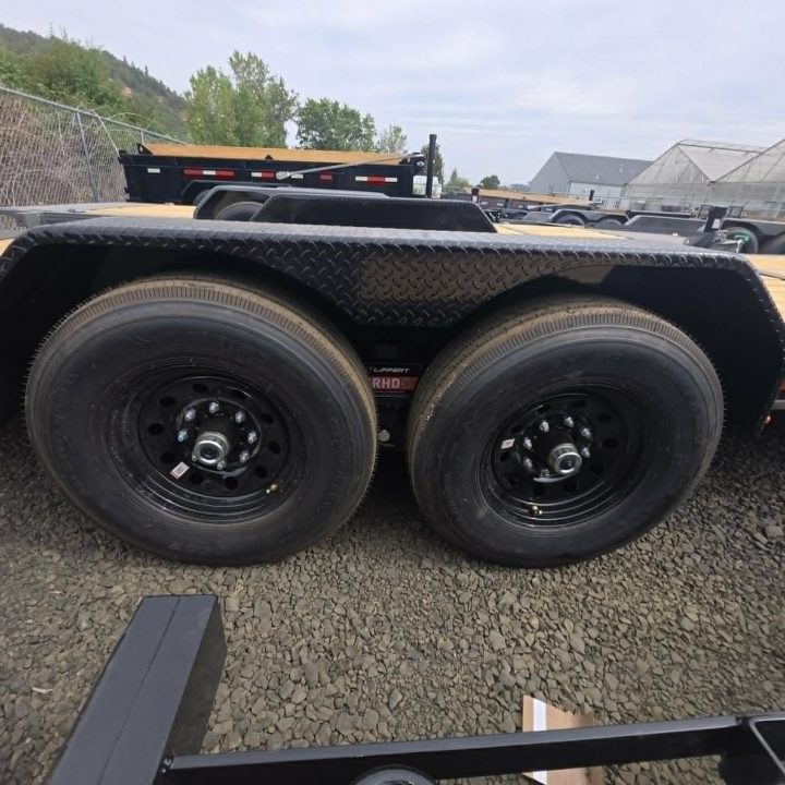 New SALE! 2026 Diamond C Trailers HDT207 82X20 15500 GVWR Equipment Trailer ONYX BLACK