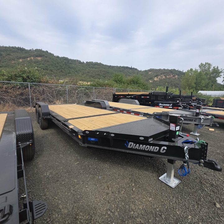 New SALE! 2026 Diamond C Trailers HDT207 82X20 15500 GVWR Equipment Trailer ONYX BLACK