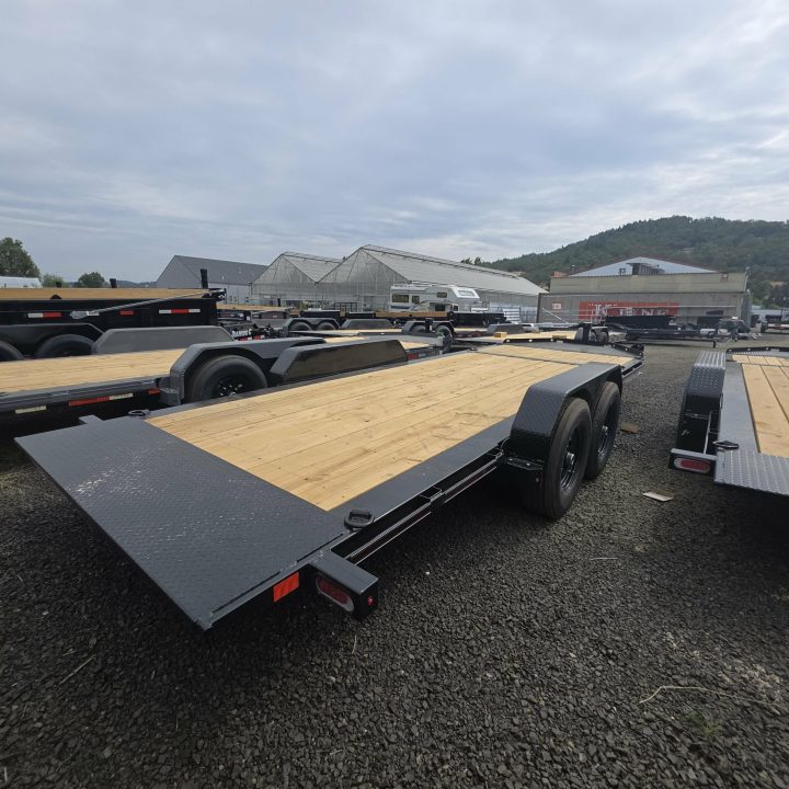 New SALE! 2026 Diamond C Trailers HDT207 82X20 15500 GVWR Equipment Trailer ONYX BLACK