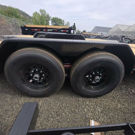 New SALE! 2026 Diamond C Trailers HDT207 82X20 15500 GVWR Equipment Trailer ONYX BLACK