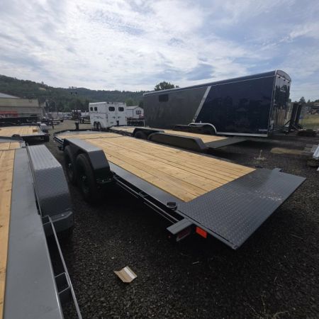 New SALE! 2026 Diamond C Trailers HDT207 82X20 15500 GVWR Equipment Trailer ONYX BLACK
