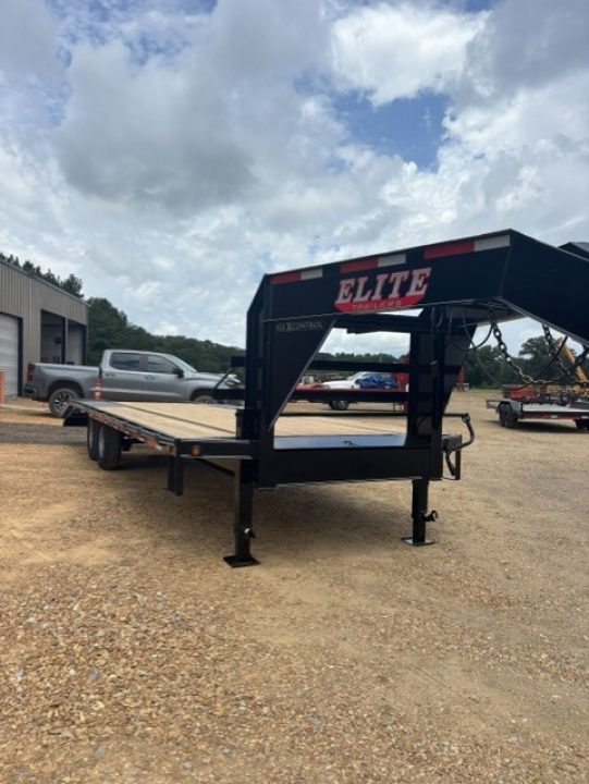 2026 Elite Trailers photo 2