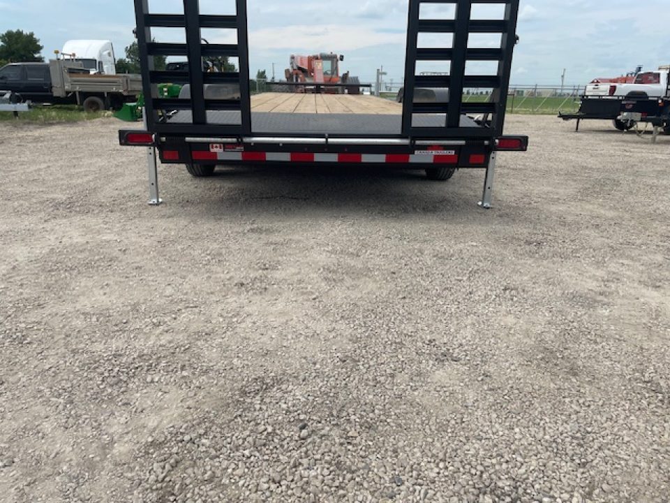 New 2027 Canada Trailers 24 ft Triple Axle Equipment Trailer