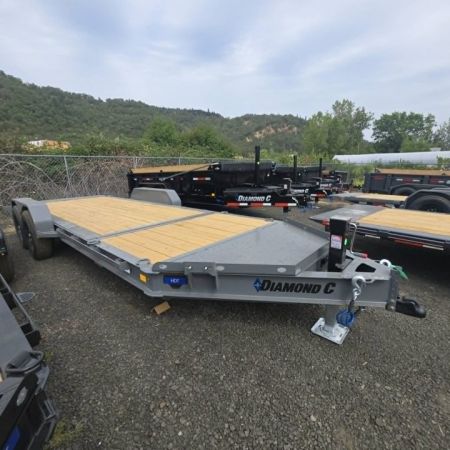New SALE! 15500 GVWR EQUIPMENT 2026 Diamond C Trailers HDT207 82X20 SPLIT-TILT TRAILER CEMENT GRAY