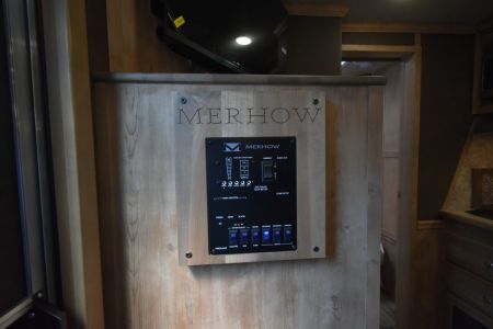New 2026 Merhow Trailers 8009 Lonestar Horse Trailer