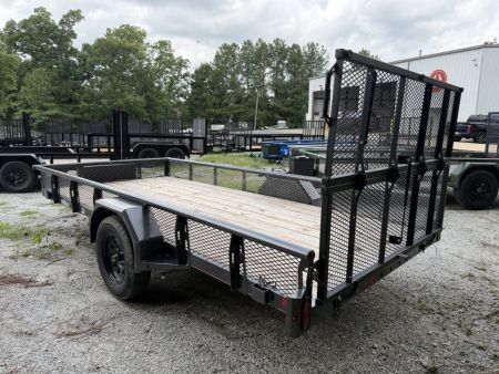 New Diamond C 77"x14' Utility, Bi-Fold Tailgate, PSA 135