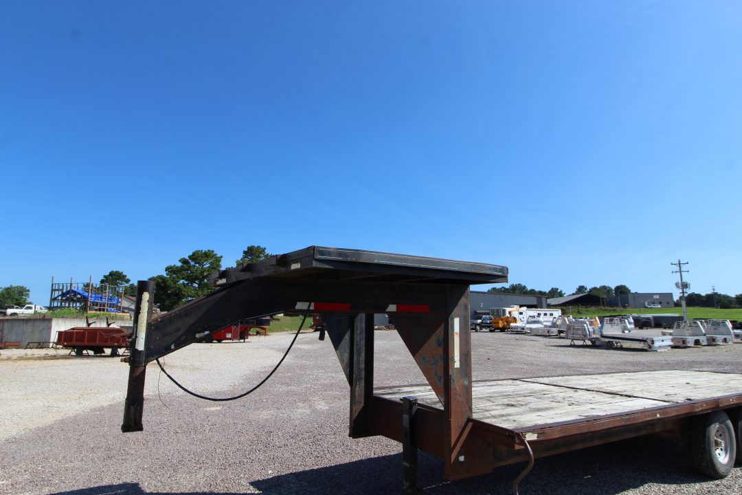 Used 1995 Other HOG WILD 25' GOOSNECK Flatbed Trailer