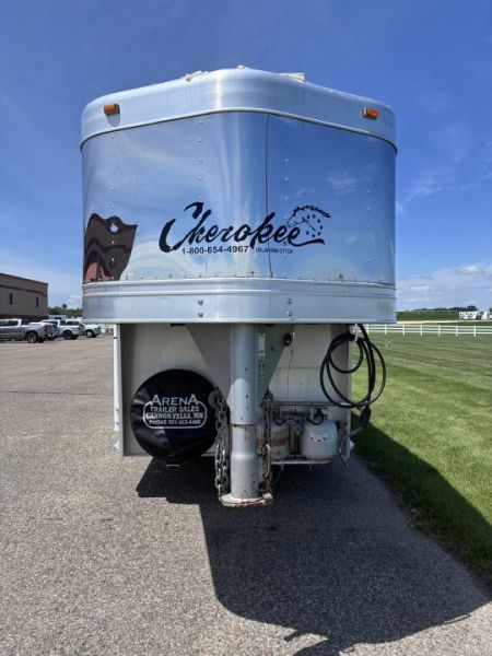 Used 2009 Cherokee 4H LQ Horse Trailer