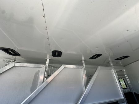 Used 2014 Lakota 4H 13' LQ Horse Trailer