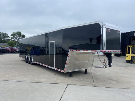 New United UXGN-8.546 Car Trailer