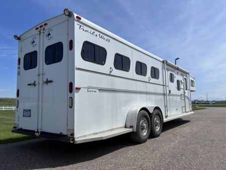 Used 2001 Trails West 4H LQ Horse Trailer