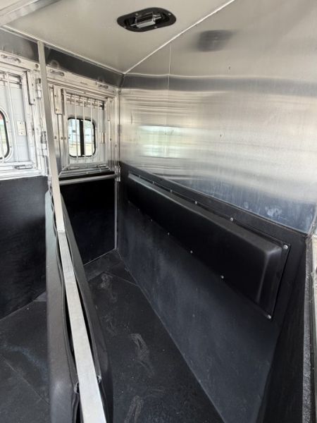 New 2027 Hart Trailer SOLUTION Horse Trailer