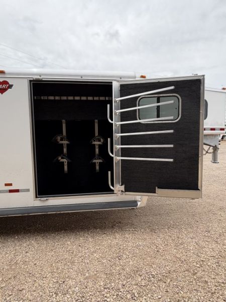 New 2027 Hart Trailer SOLUTION Horse Trailer