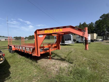Used 2019 Big Tex Trailers 14K 24 Gooseneck Pipe-top Flatbed Trailer