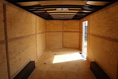 New 2027 Cargo Mate 8.5X24 ECONO HAULER Cargo / Enclosed Trailer