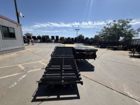 New 2026 Big Tex Trailers 22GN-25D5A-MR 8.5FT X 25FT 23.9K GVW TA-D Equipment Trailer
