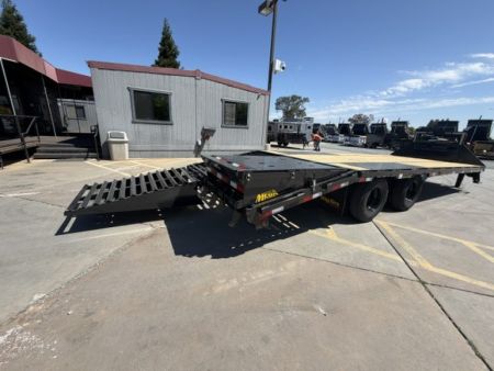New 2026 Big Tex Trailers 22GN-25D5A-MR 8.5FT X 25FT 23.9K GVW TA-D Equipment Trailer