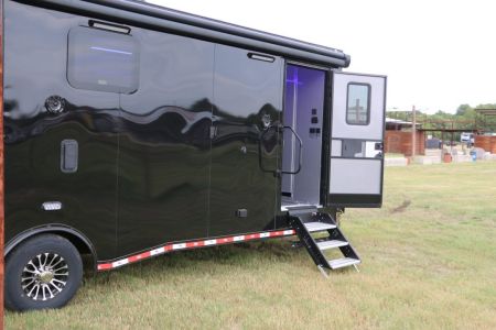 New 2026 Cargo Mate 8.5' X 32' HYBRID ENCLOSED TRAILER W/ LIVING QUARTERS
