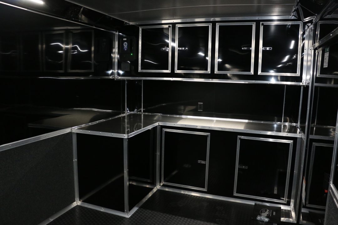 New 28' NOS Package Race Trailer W/ .080 Polycore