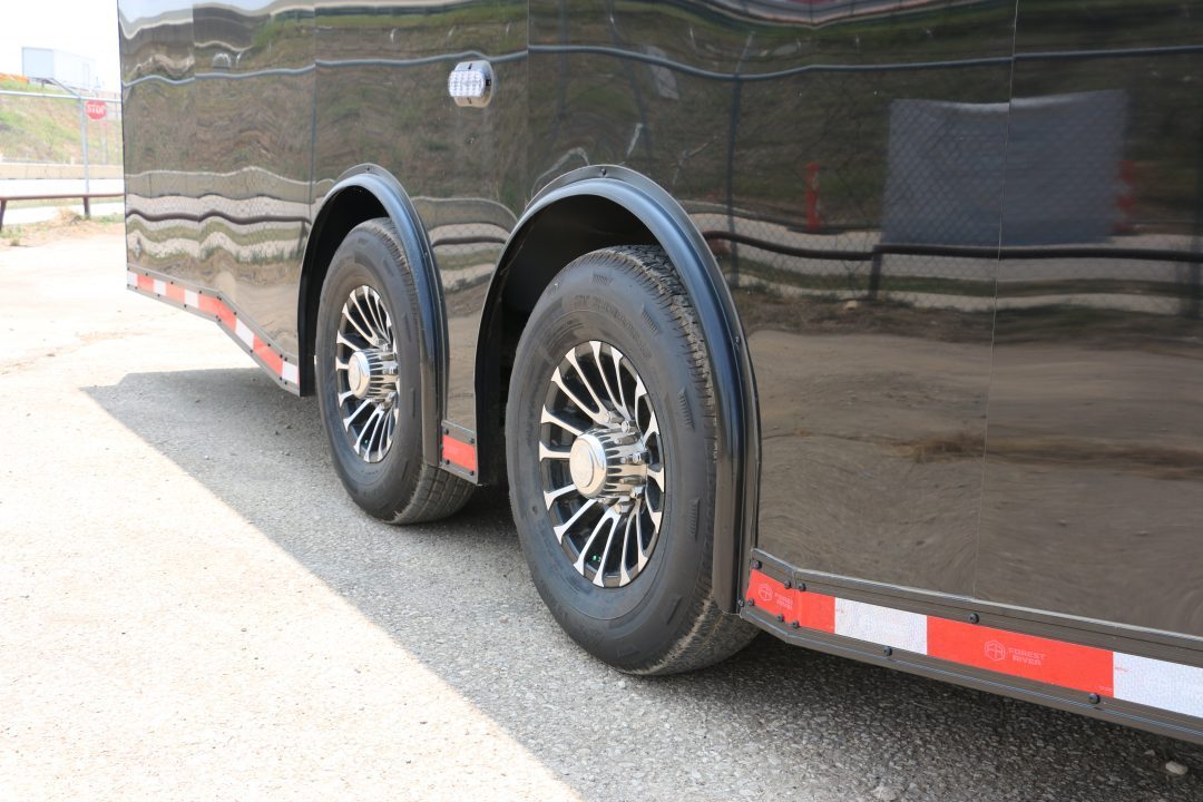 New 28' NOS Package Race Trailer W/ .080 Polycore