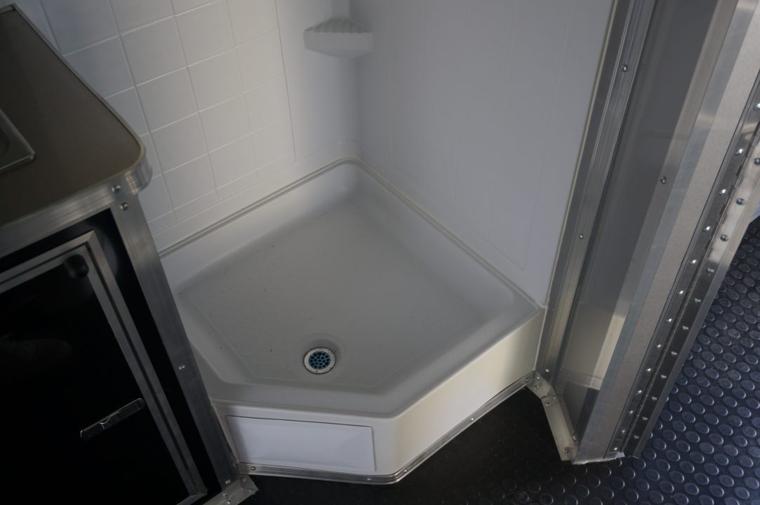 New 2026 Cargo Mate 32ft Eliminator - SS Racer's Pkg w/ Bath/Shower