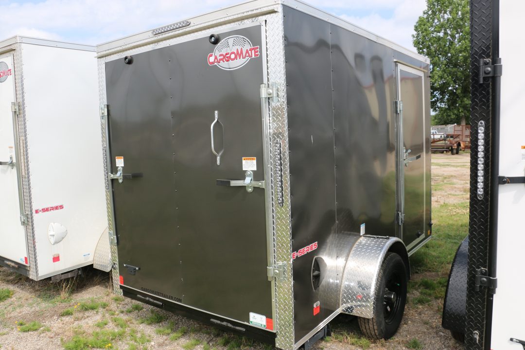 New 6 x 10 EHW Screwless Exterior single axle