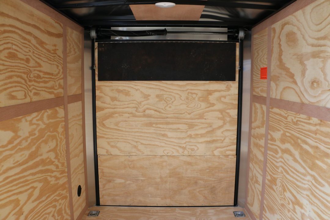 New 6 x 10 EHW Screwless Exterior single axle