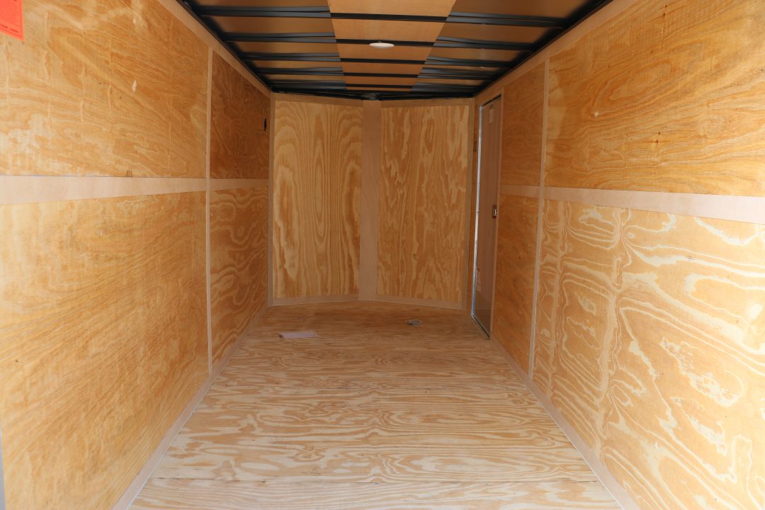 New 2027 Cargo Mate 7X16 LEE SEMI SCREWLESS W/5.2K AXLES Cargo / Enclosed Trailer