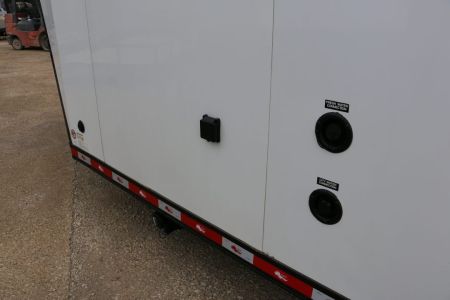 New 2026 Cargo Mate 8.5 X 44 ELIMINATOR SS RACE TRAILER W/ BATH, BED AND MUCH MORE