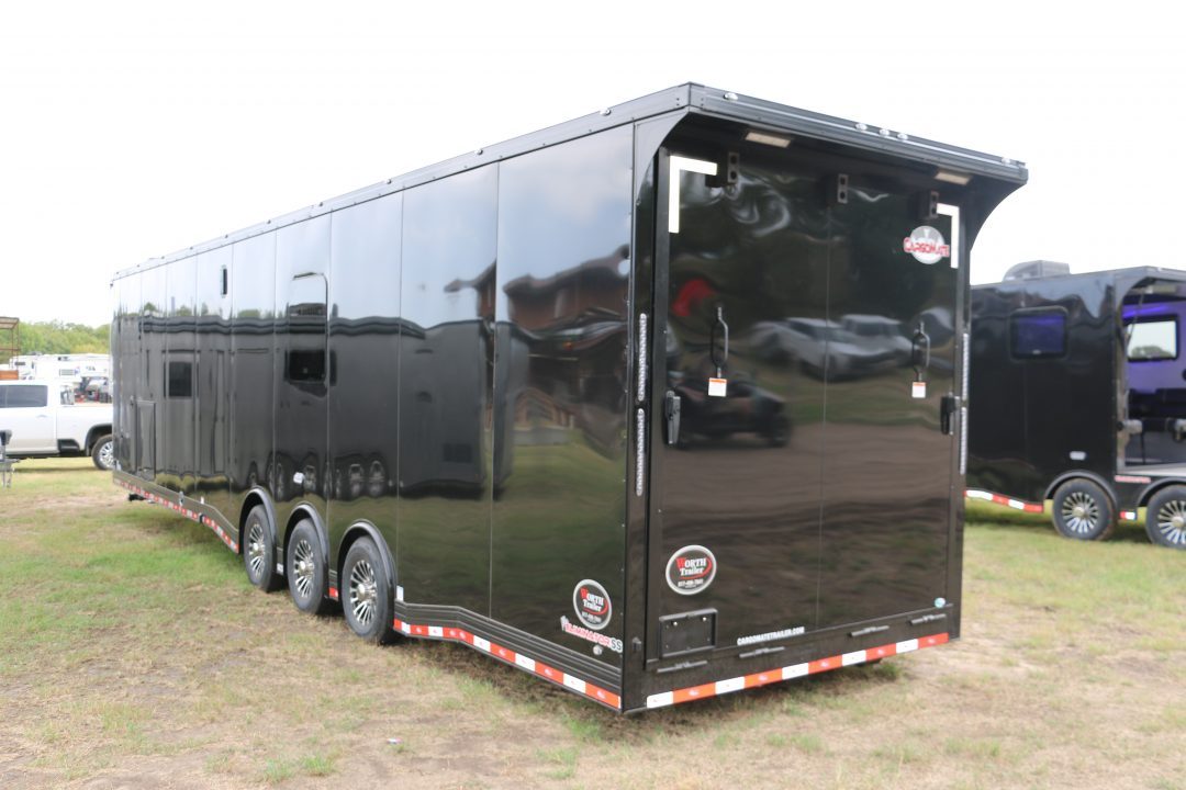 New 2026 Cargo Mate 8.5' X 44' GOOSENECK RACE CAR TRAILER W/ LIVING QUARTERS