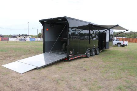 New 2026 Cargo Mate 8.5' X 44' GOOSENECK RACE CAR TRAILER W/ LIVING QUARTERS