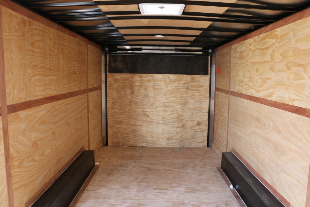 New 2027 Cargo Mate 8.5'x20' EHW Tandem Axle