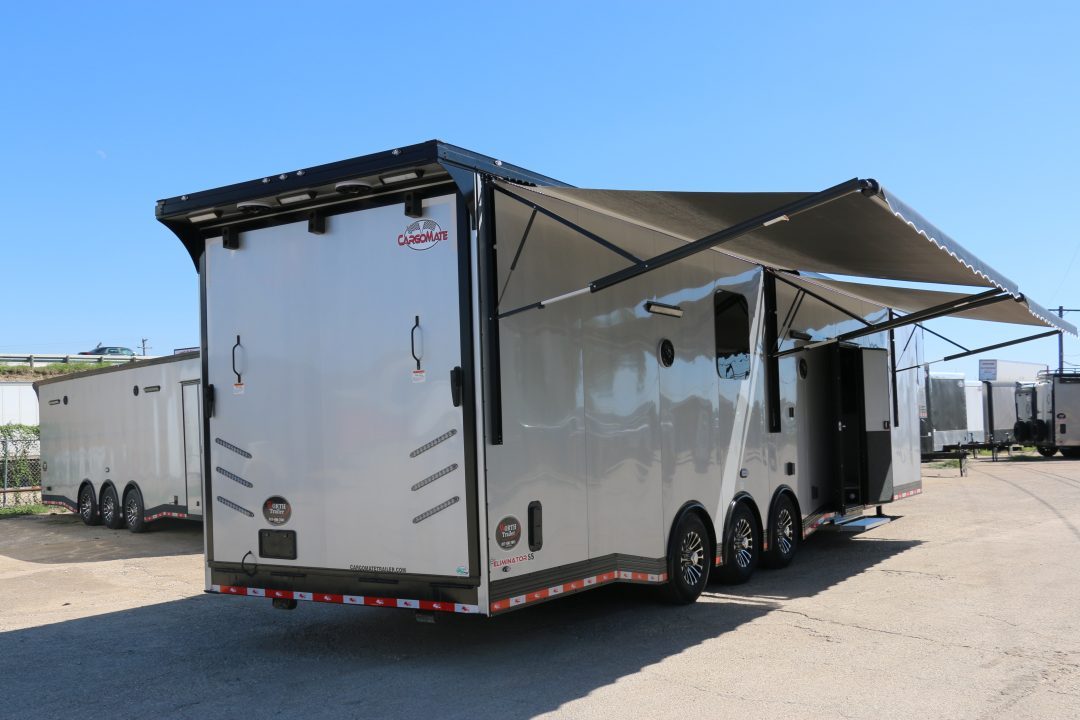 New 2025 Cargo Mate 8.5'X44' GOOSENECK RACECAR TRAILER