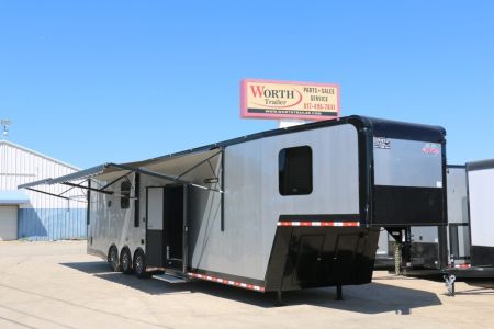 New 2025 Cargo Mate 8.5'X44' GOOSENECK RACECAR TRAILER