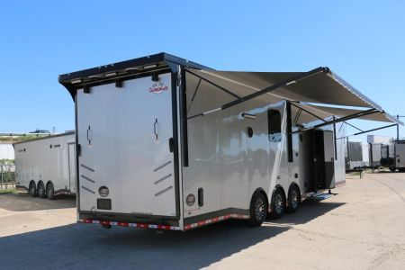 New 2025 Cargo Mate 8.5'X44' GOOSENECK RACECAR TRAILER