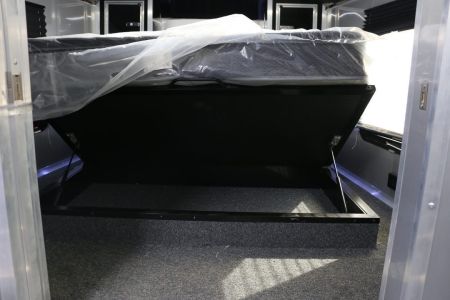 New 2025 Cargo Mate 8.5'X44' GOOSENECK RACECAR TRAILER