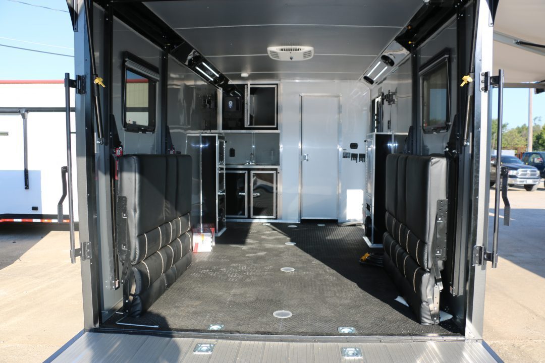New 2026 Cargo Mate 8.5X32 HYBRID ENCLOSED TRAILER W/ LIVING QUARTERS