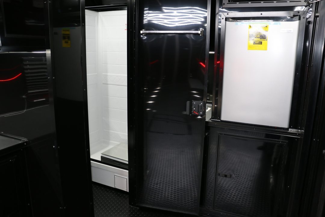New 2026 Cargo Mate CARGO MATE ELIMINATOR 34FT W.HEXGLOW LIGHTING, SUBWOOFERS, MINI SPLIT AND MORE!!