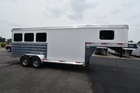 New 2026 Merhow Trailers Bronco 7300 Horse Trailer