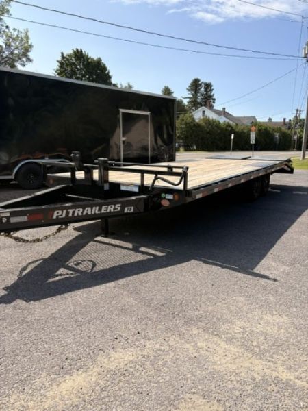 New 2027 PJ Trailers F8242 Equipment Trailer