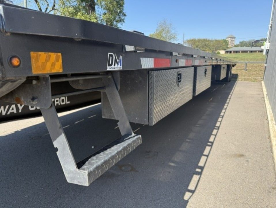 Used 2025 Diamond C Trailers FMAX216HDT 2.0 - PA Equipment Trailer