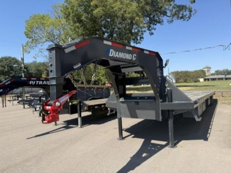 Used 2025 Diamond C Trailers FMAX216HDT 2.0 - PA Equipment Trailer