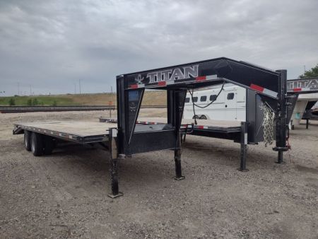 Used 2020 Titan 26' Flatbed Trailer