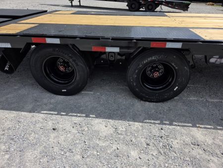 New 2027 Load Trail BRAND NEW 102X32 25900 GOOSENECK MAX RAMPS TANDEM DUAL Gooseneck Bodies
