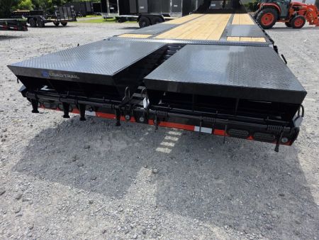 New 2027 Load Trail BRAND NEW 102X32 25900 GOOSENECK MAX RAMPS TANDEM DUAL Gooseneck Bodies