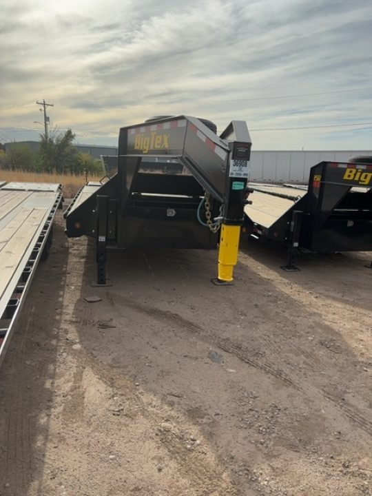 New 2026 Big Tex Trailers 20+5 TANDEM DUAL WHEEL GOOSENECK TRAILER 25.9K W/MEGA RAMPS