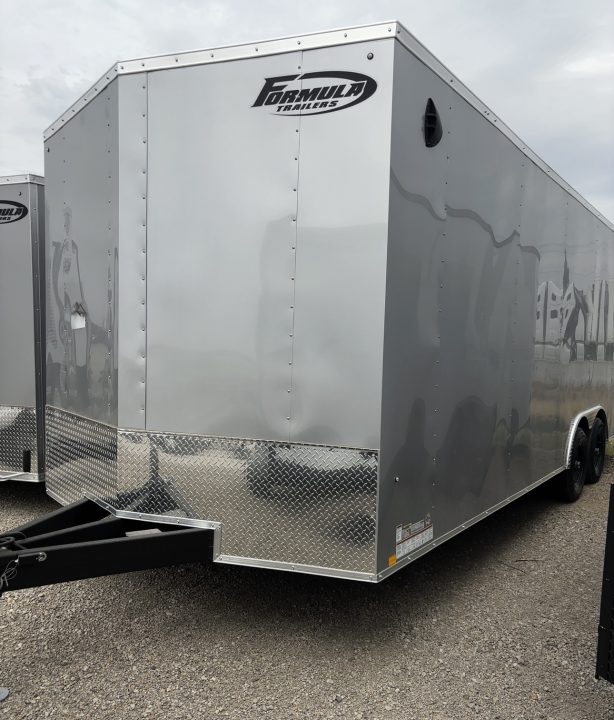 New 2026 Formula Trailers 8.5X24 TRAVERSE FLAT TOP VNOSE ENCLOSED CAR HAULER W/RAMP