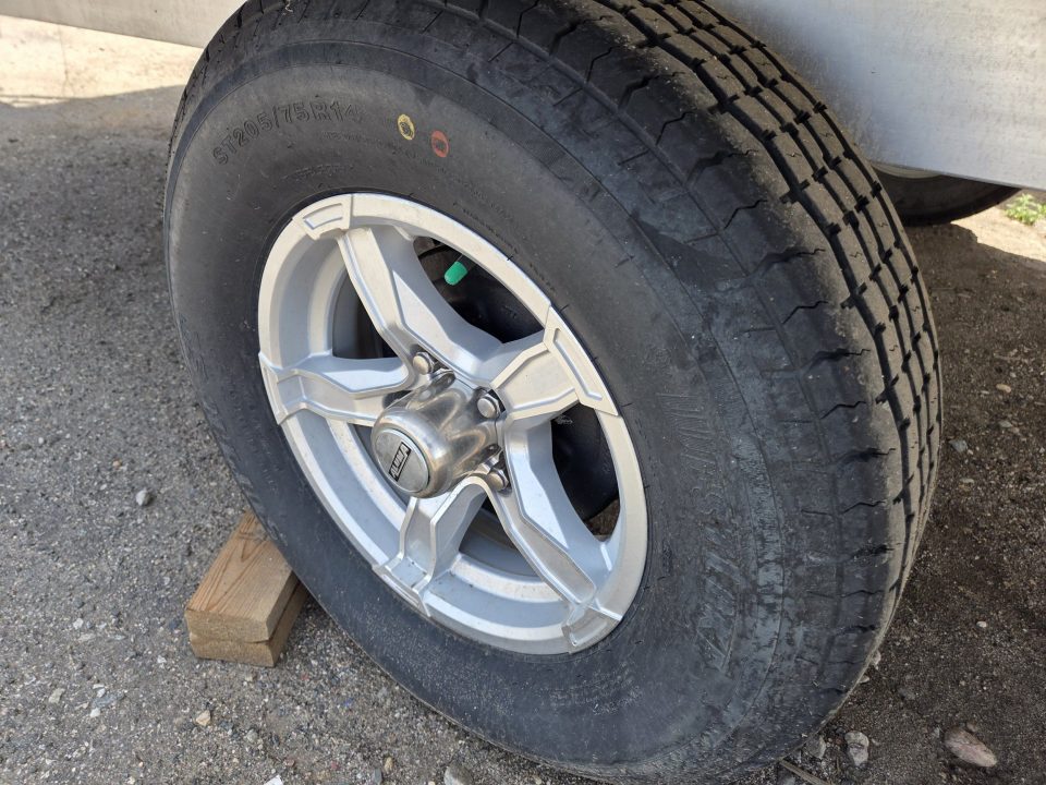 2025 Aluma A8812 photo 6