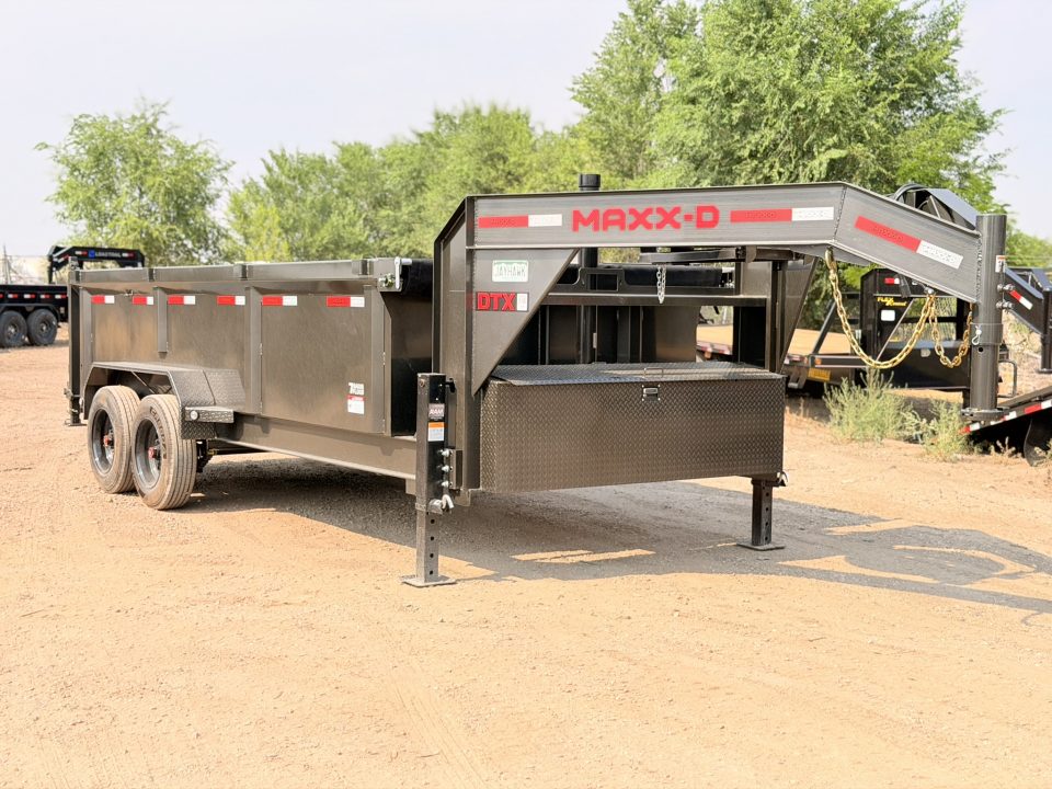 New 2027 MAXX-D 7-16 Telescopic Gooseneck Dump W/ 18 PLY TIre Upgrade 8K Axles
